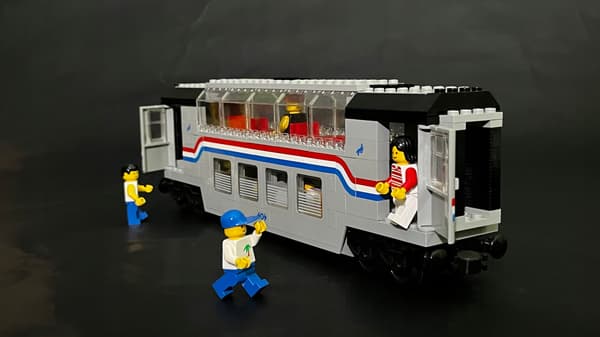 4547 LEGO Tourist Coach