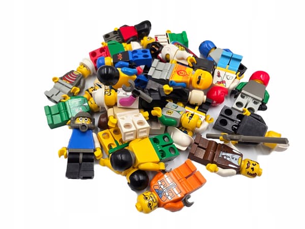 STEPPED DISPLAY STAND FOR MINIFIGURES – DISPLAY STAND FOR 36 FIGURES