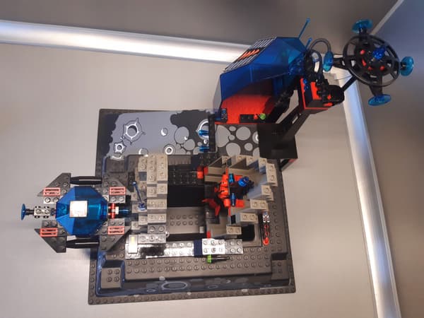 Lego 6959 Lunar Launch Site + instructions