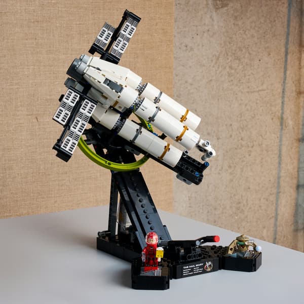LEGO 11389 ICONS – Project Hail Mary