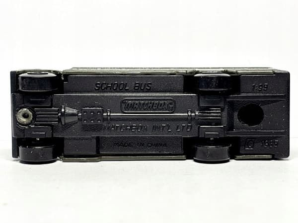 MATCHBOX – SCHOOL BUS (B6)