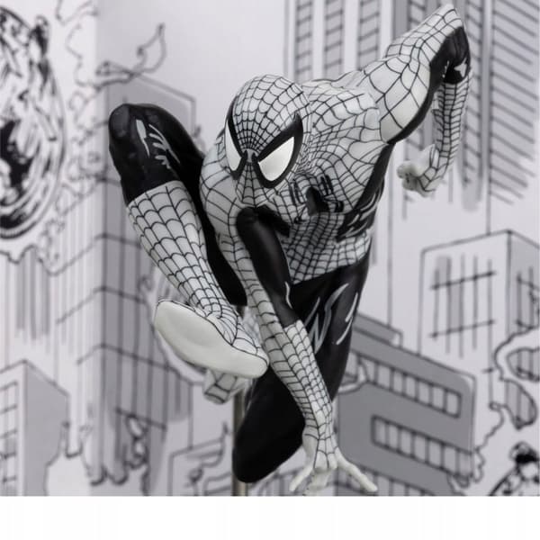 McFarlane 1:10 Spider-Man Gold Label Figure - Marvel