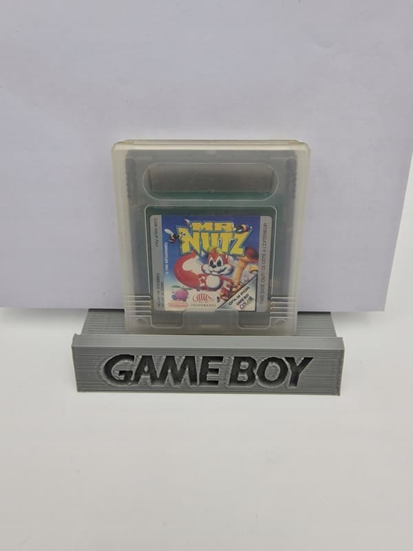GAME BOY COLOUR MR NUTZ