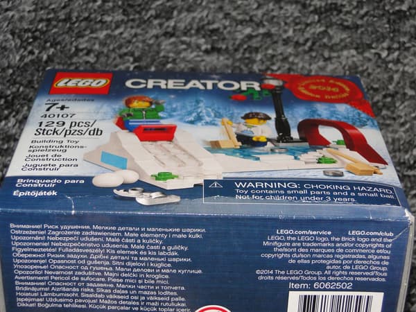 NEW LEGO Set 40107 – Winter Skating Scene
