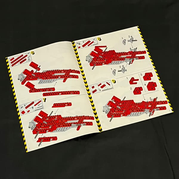 8842 LEGO Instructions