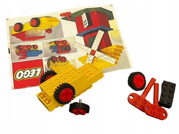 895 LEGO Element with reverse drive