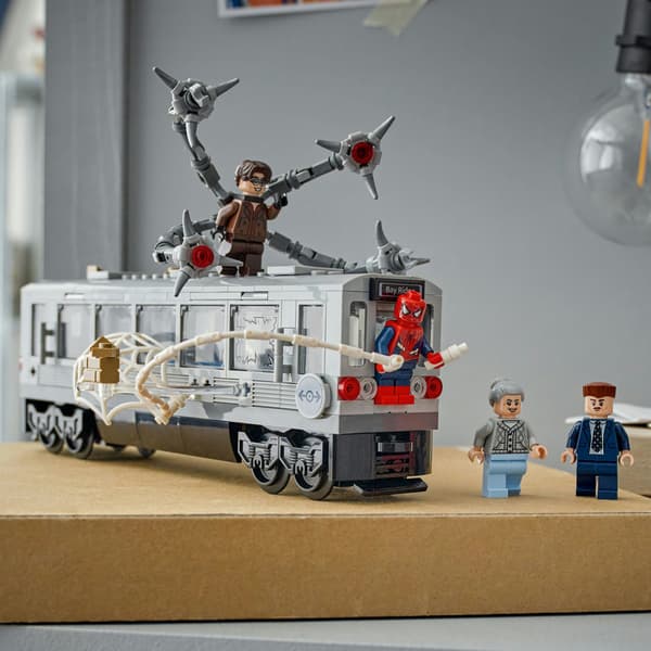 LEGO Marvel: Spider-Man vs Doc Ock – Subway Scene 76321