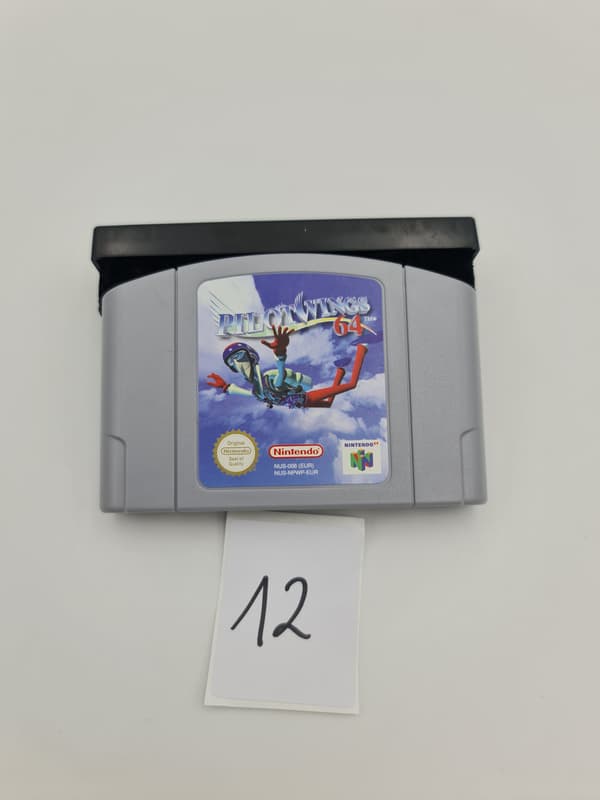 NINTENDO 64 PILOT WINGS 64 CARDBOARD BOX PAL VERSION