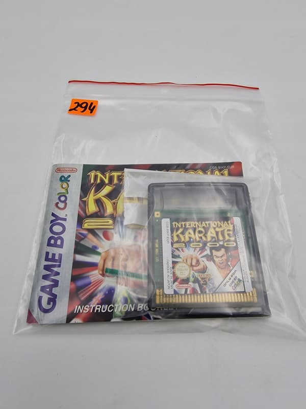 GAME BOY COLOUR INTERNATIONAL KARATE 2000 – ORIGINAL