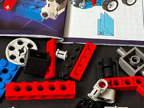 8244 LEGO Modular Construction