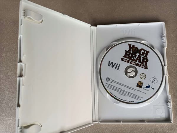 WII YOGI BEAR THE VIDEO GAME / MULTIPLAYER
