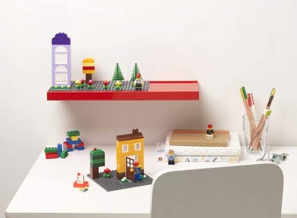 LEGO WALL SHELF WITH 3 BUILDING PLATES, RED 40130800
