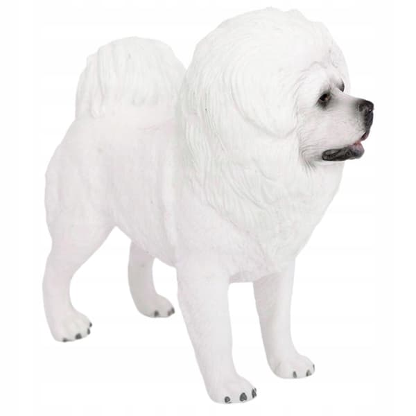 A MODEL OF A PET, MADE AT HOME ON A TABLE