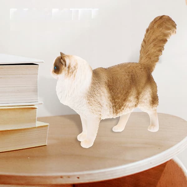 A CHARMING MINI CAT FIGURINE FOR DECORATING YOUR HOME AND CAR
