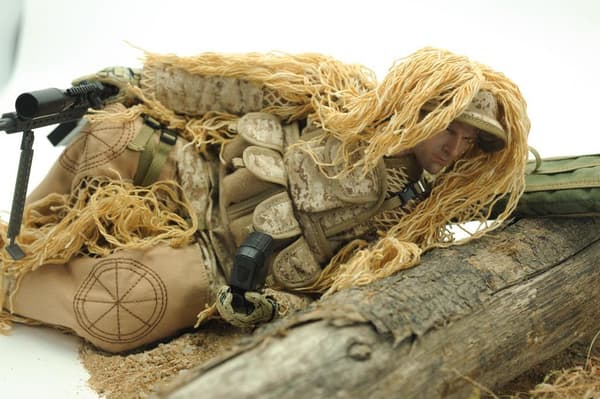 War Game Action Figure: DESERT Soldier – Collectable