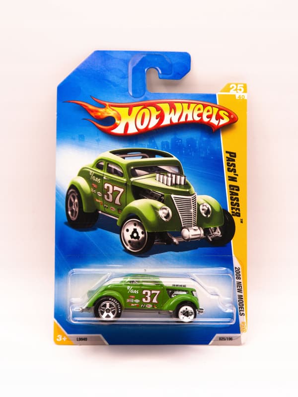 HOT WHEELS Pass'n Gasser Green