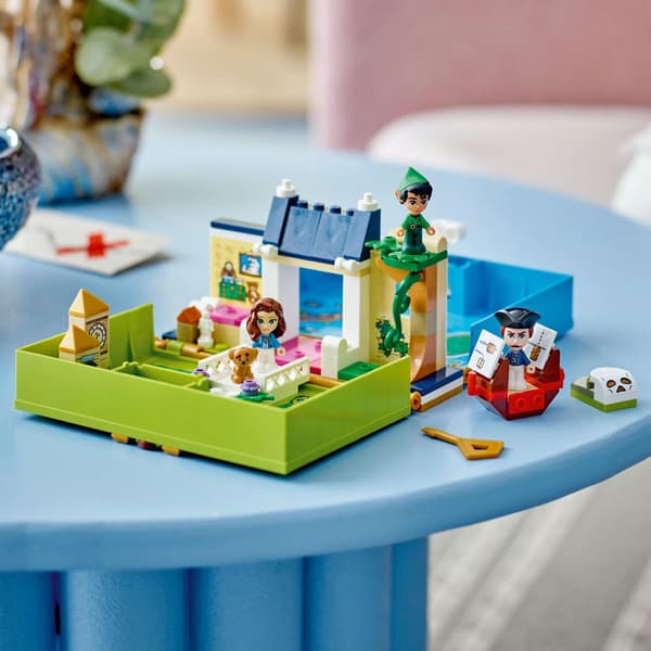 LEGO Disney 43220 Peter Pan and Wendy’s Magic Book