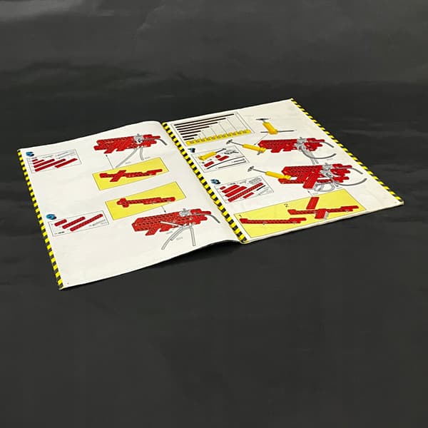 8851 LEGO Instructions