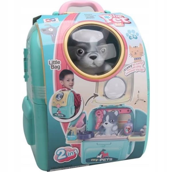 HM Studio: Pet in a rucksack – kitten