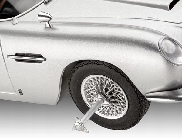 Revell Aston Martin DB5 1/24 Scale Advent Calendar – Model Kit