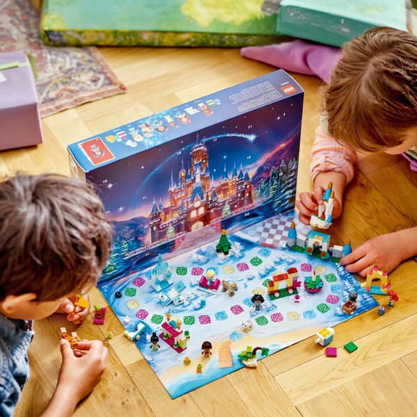 LEGO Disney 43253 2024 Advent Calendar