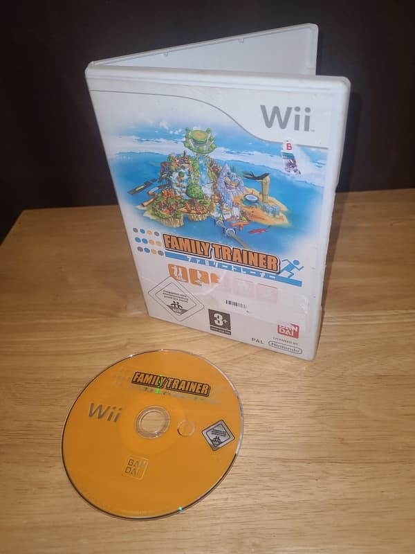 Nintendo Wii FAMILY TRAINER (boxed)