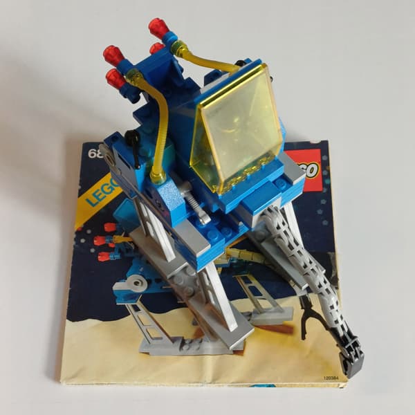 Lego 6882, Walking Astro Grappler