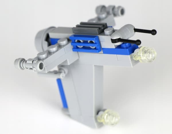 LEGO set 911944 Star Wars Resistance Bomber