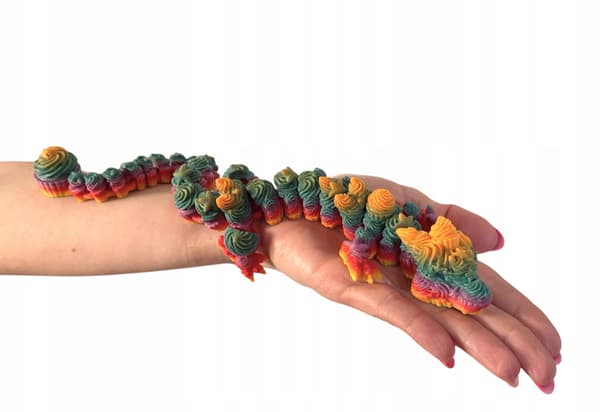 3D Dragon Birthday Cupcake – a movable figurine in rainbow colours