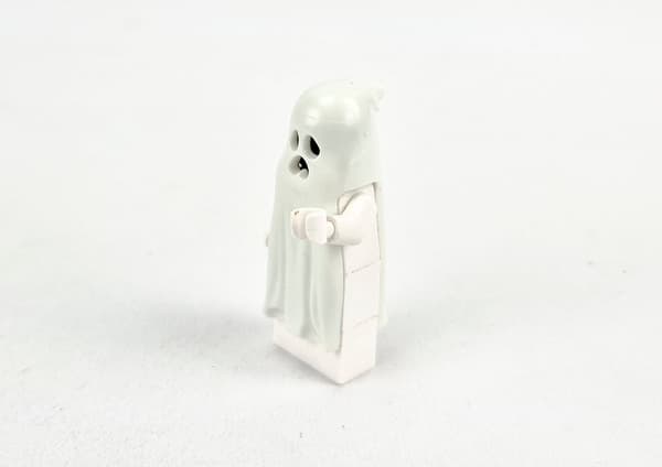 LEGO Castle GEN046 Ghost Figure – Glows in the Dark