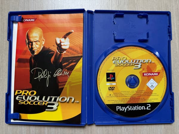 PRO EVOLUTION SOCCER 3 (PES III) – disc in excellent condition, PS2 manual