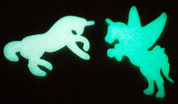 Glow-in-the-dark stickers – unicorns, 24 pcs.