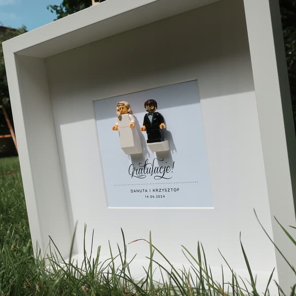 WEDDING FRAME – A WEDDING GIFT FEATURING LEGO FIGURES