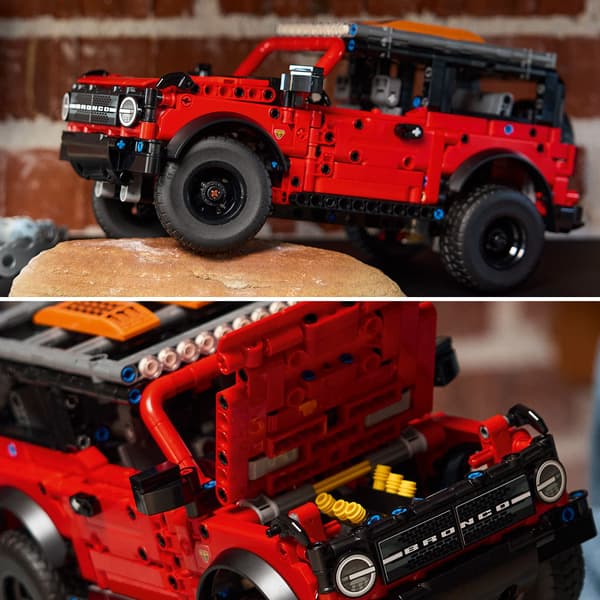 LEGO Technic 42213 Ford Bronco SUV + FREE PDF CATALOGUE