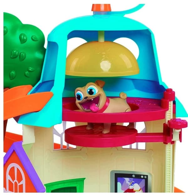 BINGO AND ROLLY'S TWO-STOREY PLAYHOUSE WITH 2 MOVABLE FIGURES AND INTERACTIVE FEATURES
