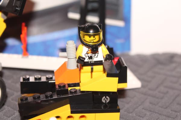 LEGO CITY TOWN 6616 INSTRUCTIONS: Rocket Dragster SET