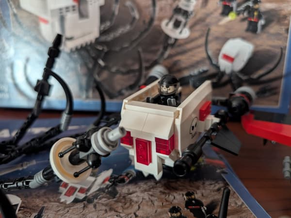 Lego 10192 Factory: Space Skulls with Box – Unique