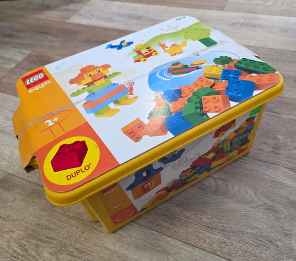 5212 LEGO Duplo Box, 2003