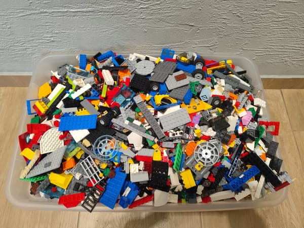 Lego Mix bricks, 8.8 kg, V14