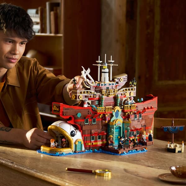 LEGO ONE PIECE 75640 Baratie Floating Restaurant