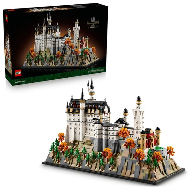 LEGO Architecture 21063 Neuschwanstein Castle