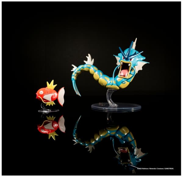 SET OF 2 POKÉMON SELECT EVOLUTION PACK FIGURES: MAGIKARP AND GYARADOS – GIFT SET