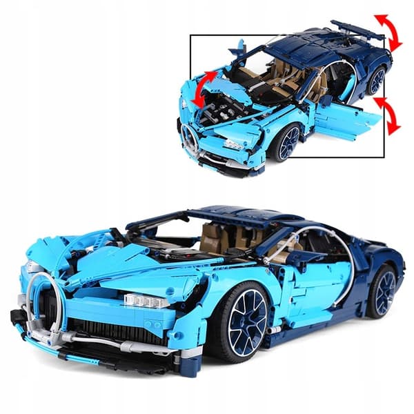 LEGO Technic Bugatti Chiron 42083 (((( dented box ))))
