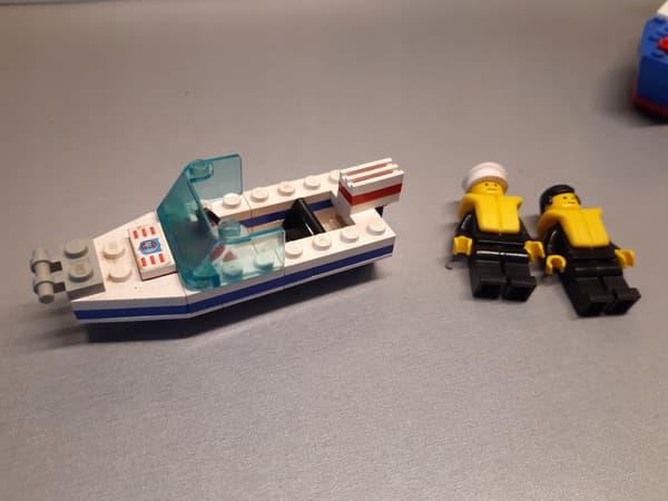 LEGO 6353 Coastal Cutter (No. 2)