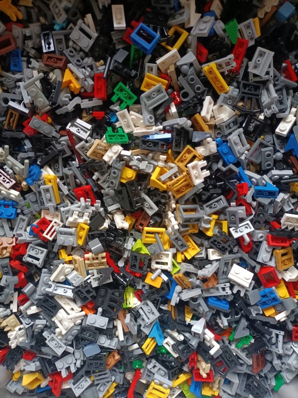 LEGO 1x2 modified tiles, assorted colours, 0.5 kg mix, second-hand