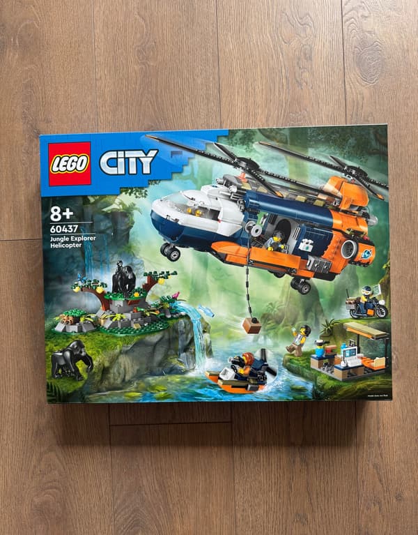 LEGO City 60437 Jungle Explorers’ Helicopter at Base