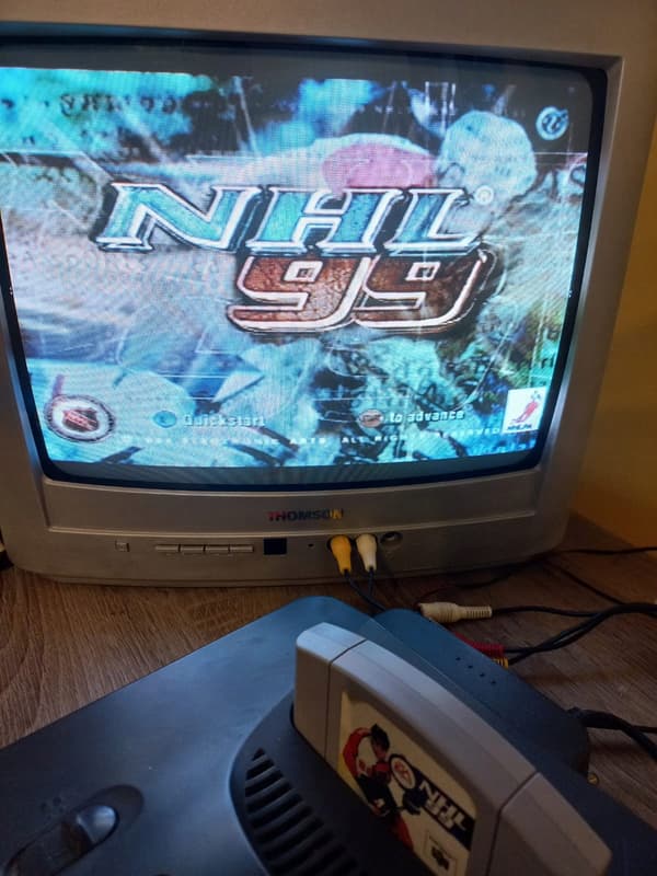 NHL 99 N64 – a Nintendo 64 gift