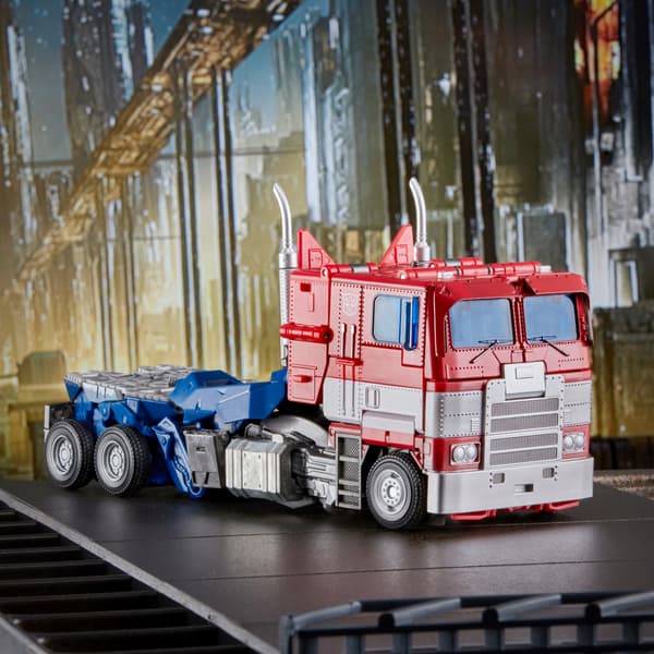 Transformers: Optimus Prime MPM12 Masterpiece Movie