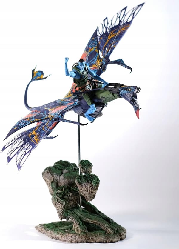 Quaritch Mega Banshee McFarlane SDCC Exclusive Gold Label