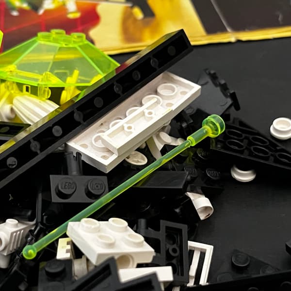 6981 LEGO Space Reconnaissance Vehicle
